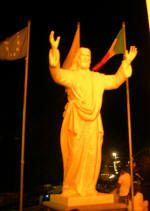 Serrara Fontana. Statua in Piazza